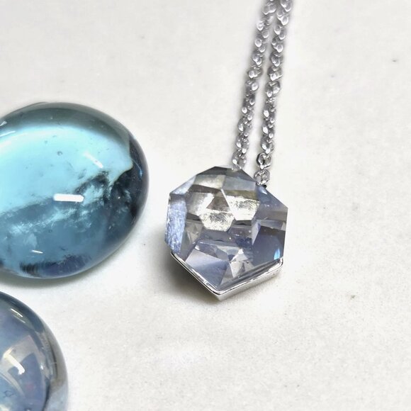 Authentic Swarovski Solitaire Clear Crystal Single Stone Necklace Silver Tone - Picture 11 of 11